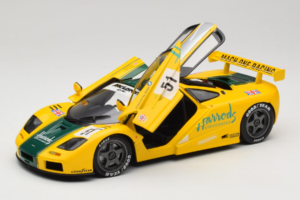 McLaren F1 GTR #51 Mach One Racing Le Mans 1995 UT Models 1:18 530151851 Kov – obrázok 2 z 8