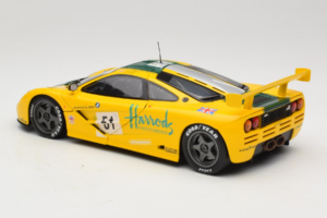 McLaren F1 GTR #51 Mach One Racing Le Mans 1995 UT Models 1:18 530151851 Kov – obrázok 7 z 8