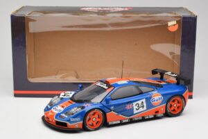 McLaren F1 GTR #34 Gulf Racing 1996 UT Models 1:18 39621 Kov – obrázok 8 z 8