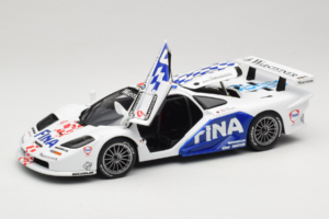 McLaren F1 GTR #9 P. Kox / R. Ravaglia FIA GT Championship 1997 UT Models 1:18 39711 Kov – obrázok 2 z 8