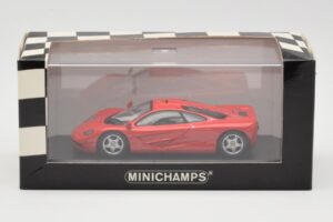 McLaren F1 Červený Minichamps 1:43 433133438 Kov – obrázok 4 z 4