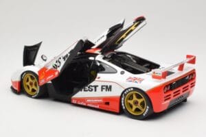 McLaren F1 GTR West Competition #49 J. Nielsen / J. Mass / T. Bscher 24 Hours of Le Mans 1995 Minichamps 1:18 530133549 Kov – obrázok 5 z 8