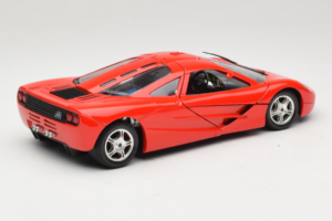 McLaren F1 High Mirror Light Red Guiloy 1:18 67505 Kov – obrázok 3 z 8