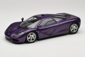 McLaren F1 Fialový LCD 1:18 LCD18014-PU Kov