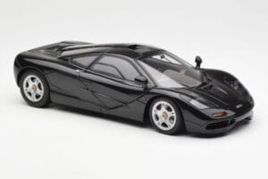McLaren F1 Road Car Čierny AUTOart 1:18 76002 Kov – obrázok 6 z 8