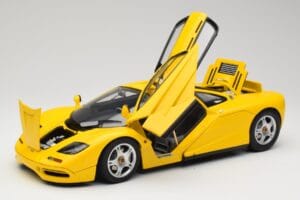 McLaren F1 Žltý Minichamps 1:12 530133121 Kov – obrázok 2 z 9