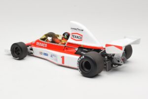 McLaren M23 Ford #1 E. Fittipaldi F1 1975 Minichamps 1:18 530751801 Kov – obrázok 7 z 9
