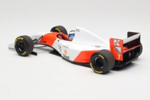 McLaren Ford MP4/8 #7 M. Hakkinen 1993 Minichamps 1:18 530931837 Kov – obrázok 5 z 6