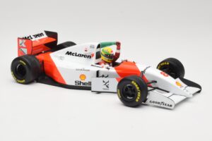 McLaren MP4/8 Ford #8 A. Senna Winner European GP Donington 1993 Minichamps 1:18 540931848 Kov – obrázok 4 z 6