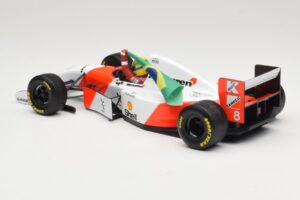 McLaren MP4/8 Ford #8 A. Senna Winner European GP Donington 1993 Minichamps 1:18 540931848 Kov – obrázok 5 z 6