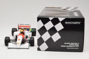 McLaren MP4/8 Ford #8 A. Senna Winner European GP Donington 1993 Minichamps 1:18 540931848 Kov – obrázok 6 z 6