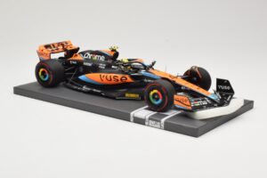 McLaren MCL60 #4 L. Norris F1 2023 Minichamps 1:18 537231804 Kov – obrázok 4 z 6