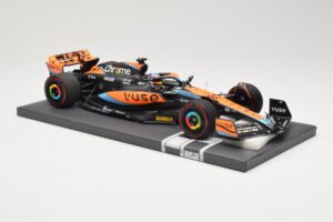McLaren MCL60 #81 O. Piastri F1 2023 Minichamps 1:18 537231881 Kov – obrázok 4 z 6