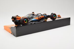 McLaren MCL60 #81 O. Piastri Australian GP 2023 Minichamps 1:18 533231881 Kov – obrázok 3 z 5