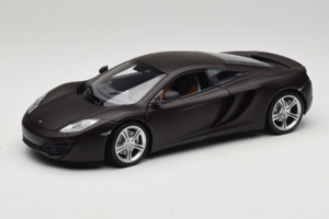 McLaren MP4-12C Matt Black Minichamps 1:18 110133021 Kov