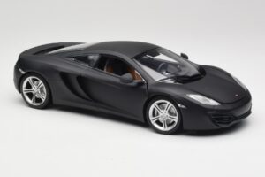 McLaren MP4-12C Matt Satellite Šedý Minichamps 1:18 110133024 Kov – obrázok 6 z 8