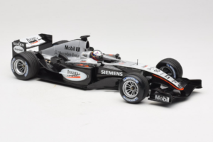 McLaren MP4-19 Mercedes J.P. Montoya Test Car 2005 Minichamps 1:18 533051880 Kov – obrázok 4 z 7