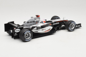 McLaren MP4-20 Mercedes #9 K. Raikkonen F1 2005 Minichamps 1:18 B66962337 Kov – obrázok 2 z 6