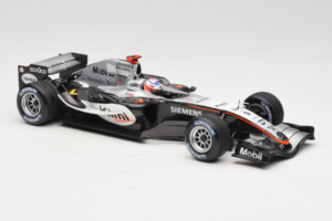 McLaren MP4-20 Mercedes #9 K. Raikkonen F1 2005 Minichamps 1:18 B66962337 Kov – obrázok 4 z 6