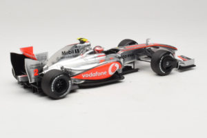 McLaren MP4-24 Mercedes #2 H. Kovalainen F1 2009 Dealer Edition Minichamps 1:18 B66960041 Kov – obrázok 2 z 7