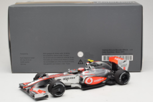McLaren MP4-24 Mercedes #2 H. Kovalainen F1 2009 Dealer Edition Minichamps 1:18 B66960041 Kov – obrázok 6 z 7