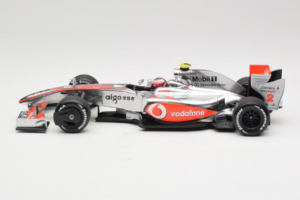 McLaren MP4-24 Mercedes #2 H. Kovalainen F1 2009 Minichamps 1:18 503091802 Kov – obrázok 3 z 7