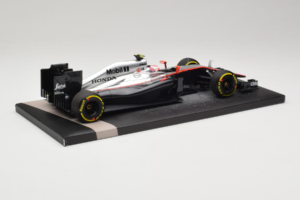 McLaren MP4-30 Honda #22 J. Button McLaren Honda F1 Team Australian Grand Prix 2015 Minichamps 1:18 537151822 Kov – obrázok 3 z 7