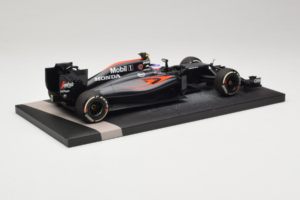 McLaren MP4-31 Honda #22 J. Button McLaren Honda F1 Team Chinese Grand Prix 2016 Minichamps 1:18 537161822 Kov – obrázok 3 z 7