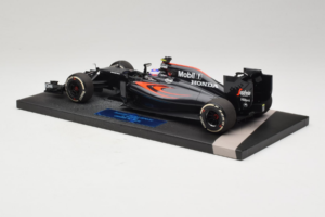 McLaren MP4-31 Honda #22 J. Button McLaren Honda F1 Team Chinese Grand Prix 2016 Minichamps 1:18 537161822 Kov – obrázok 5 z 7
