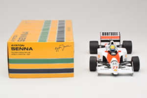 McLaren MP4/5B Honda #27 A. Senna Marlboro McLaren F1 World Champion 1990 Minichamps 1:18 540901827 Kov – obrázok 6 z 7
