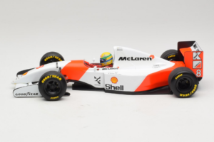 McLaren MP4/8 Ford #8 A. Senna Marlboro McLaren 1993 Minichamps 1:18 540931808 Kov – obrázok 3 z 7
