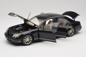 Maybach 57S Čierny AUTOart 1:18 76156 Kov – obrázok 2 z 7