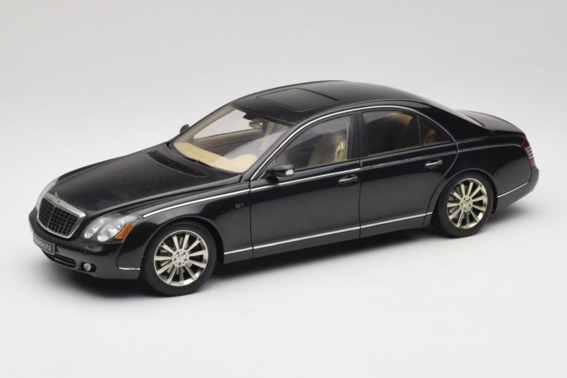 Maybach 57S Čierny AUTOart 1:18 76156 Kov