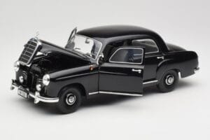 Mercedes 180 W120 Ponton Čierny Revell 1:18 08973 Kov – obrázok 2 z 8
