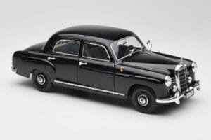 Mercedes 180 W120 Ponton Čierny Revell 1:18 08973 Kov – obrázok 6 z 8