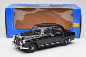 Mercedes 180 W120 Ponton Čierny Revell 1:18 08973 Kov – obrázok 8 z 8
