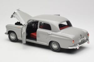 Mercedes 180 W120 Ponton Graphite Grey Revell 1:18 08974 Kov – obrázok 5 z 8