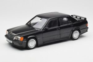 Mercedes 190E 2.3-16 W201 Čierny Edícia Dealer Norev 1:18 B66040663 Kov