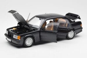 Mercedes 190E 2.3-16 W201 Modročierny Metallic AUTOart 1:18 76122 Kov – obrázok 2 z 8
