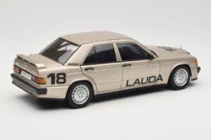 Mercedes 190E 2.3-16 W201 #1 N. Lauda Race of Champions Nurburgring 1984 AUTOart 1:18 88431 Kov – obrázok 3 z 8