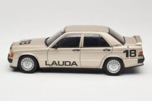 Mercedes 190E 2.3-16 W201 #1 N. Lauda Race of Champions Nurburgring 1984 AUTOart 1:18 88431 Kov – obrázok 4 z 8