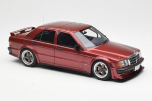 Mercedes 190E 2.5-16 W201 RAUH-Welt Republik Červený Otto 1:18 OT1083 Živica – obrázok 4 z 6