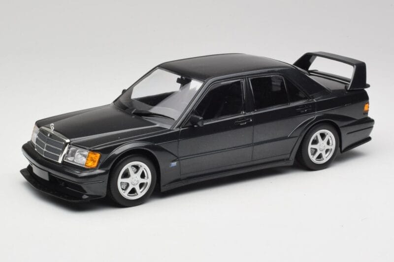 Mercedes 190E W201 2.5-16 EVO 2 Čierny Metallic Minichamps 1:18 155036100 Kov