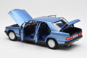 Mercedes 190E W201 Diamond Modrý Edícia Dealer Norev 1:18 B66040661 Kov – obrázok 5 z 8