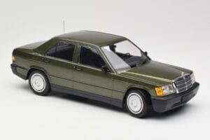 Mercedes 190E W201 Zelený Metalíza Minichamps 1:18 155037001 Kov – obrázok 4 z 6