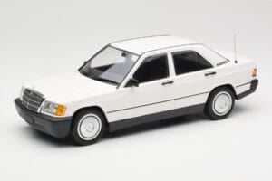 Mercedes 190E W201 Biely Minichamps 1:18 155037002 Kov