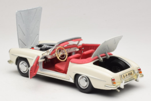 Mercedes 190SL Biely Maisto 1:18 50274 Kov – obrázok 5 z 8