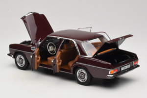 Mercedes 200 W115 Tmavo Červenohnedý Norev 1:18 183778 Kov – obrázok 5 z 8