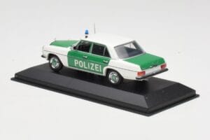 Mercedes 200 W115 Polícia Minichamps 1:43 400034090 Kov – obrázok 3 z 4