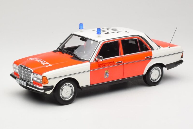 Mercedes 200 W123 Sanitka Biely Norev 1:18 183834 Kov